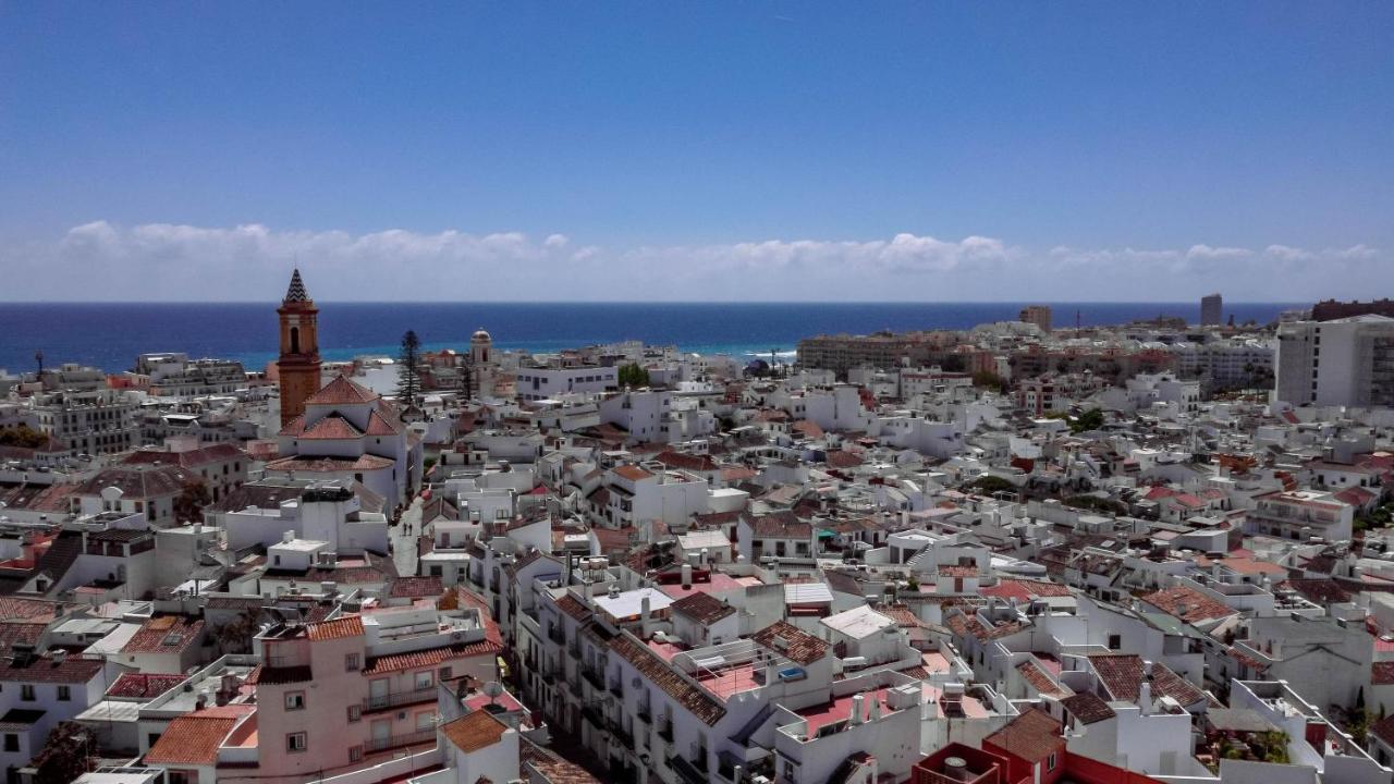 Seaclub Suites Estepona By Roomservices المظهر الخارجي الصورة