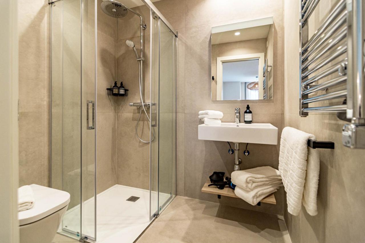 Seaclub Suites Estepona By Roomservices المظهر الخارجي الصورة